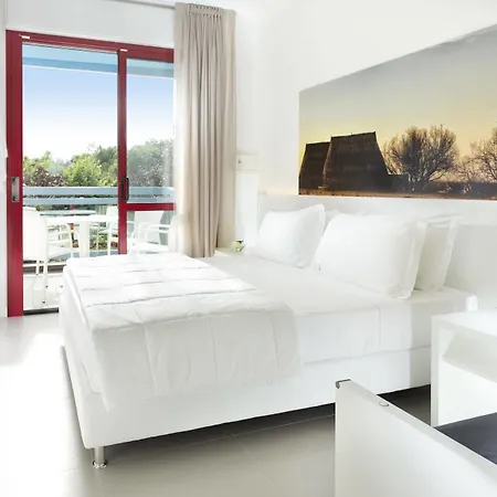 Princess Aparthotel 4*