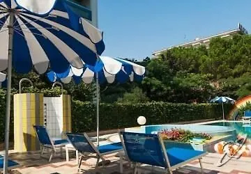 Ξενοδοχείο με διαμερίσματα Princess 4*