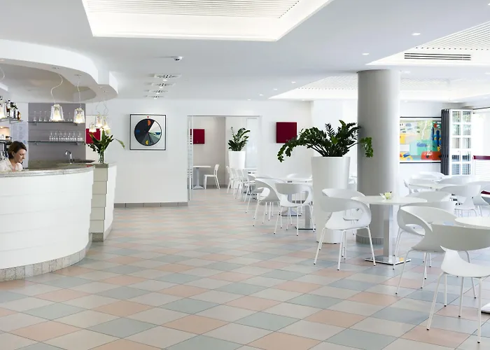 公主公寓酒店 4* 比比翁