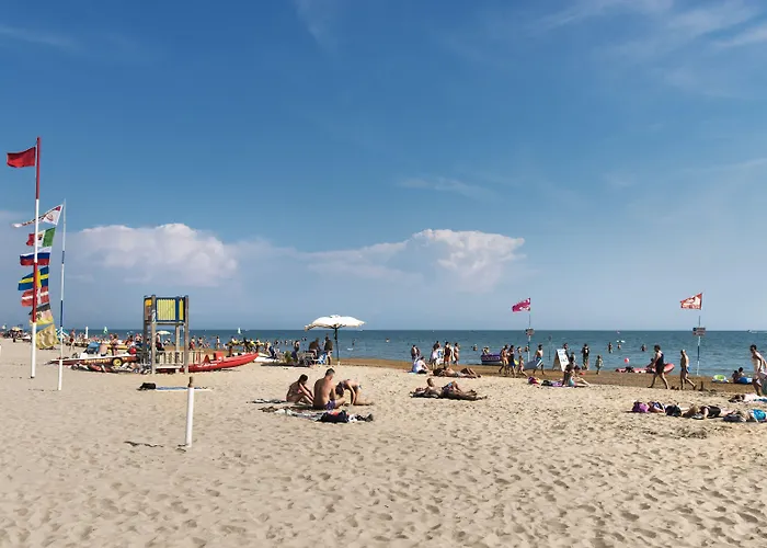 公主公寓酒店 4* 比比翁